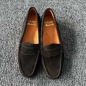 G.H. BASS X MADEWELL 
Suede loafers